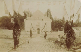 Dourdan * Carte Photo * Jour De Fête ? * Drapeaux - Dourdan