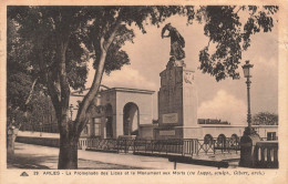 FRANCE - Arles - La Promenade Des Lices Et Le Monument Aux Morts - Vue Panoramique - Carte Postale Ancienne - Arles