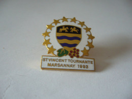 PIN'S PINS PIN PIN’s ピンバッジ ST VINCENT TOURNANTE MARSANNAY 1993 - Bevande