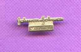 Rare Pins Johnson Et Johnson Medical N845 - Medici