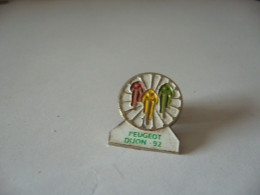 PIN'S PINS PIN PIN’s ピンバッジ  PEUGEOT DIJON 92  DIJON  21 COTE D'OR - Radsport