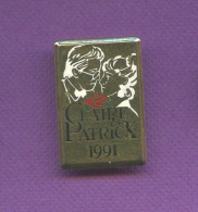 Superbe Gros Pins Theme Mariage Maries Claire Et Patrick 1991 Zamac N881 - Amministrazioni