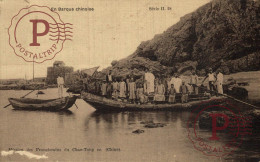 CHINA. CHINE. EN BARQUE CHINOISE MISSION DES FRANCISCAINS DU CHAN-TONG OR - China