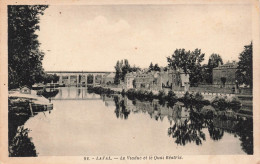 FRANCE - Laval - Vue Sur Le Viaduc Et Le Quai Béatrix - Vue D'ensemble - Des Maisons Près Du Quai-Carte Postale Ancienne - Laval