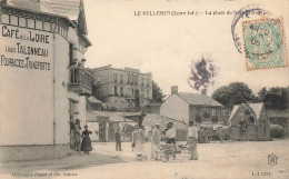 Le Pellerin * La Place Du Port Brutus * Café De La Loire TALONNEAU * Villageois - Autres & Non Classés