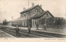 France - Méru - La Gare - Grand Bazar Parisien - Animé - Carte Postale Ancienne - Formerie