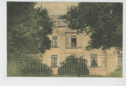 LOUÉ - Château Rue Houdebert - Loue