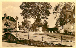 Angleterre , Surrey , EWHURST , *  475 28 - Surrey