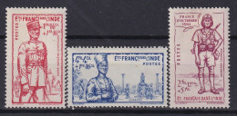 Inde     123/125 * - Unused Stamps