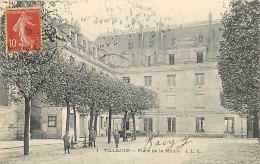 94 , VILLEJUIF , Place De La Mairie , *  480 77 - Villejuif