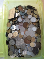 MONNAIES DU MONDE 8 KG A TRIER - Lots & Kiloware - Coins