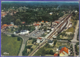 Carte Postale 78. Saint-Remy-lès-Chevreuse  La Gare Et Le Passage à Niveau    Très Beau Plan - St.-Rémy-lès-Chevreuse