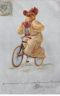 Fantaisie - N°86462 - Poussin Faisant Du Vélo - Poussin Habillé - Animales Vestidos