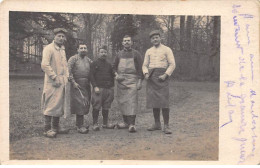 Métiers - N°84173 - Hommes En Sabots, Et Tenant Des Outils - Artisanat - Carte Photo à Localiser - Kunsthandwerk