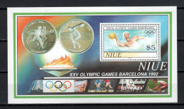 Niue 1992 Olympic Games Barcelona, Waterball S/s MNH - Zomer 1992: Barcelona
