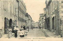 32 , FLEURANCE , Rue De La République , * 486 57 - Fleurance