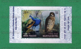 INDIA 2023 Inde Indien - JOINT ISSUE With MAURITIUS - BIRDS 1v M/S MNH ** - INDIAN PEACOCK, KESTREL, Diplomatic Relation - Pauwen