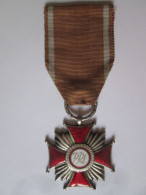 Pologne Ordre De La Croix Du Merite Pour Civils 2e Cls.vers'60/Poland Order Of The Cross Of Merit Civilians 2nd Class60s - Otros & Sin Clasificación