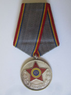 Medaille Du 10e Anniv.des Forces Armees De La Roumanie Commun.1953/Romanian Medal 1953:10th Anniv,communist Army 1953 - Otros & Sin Clasificación