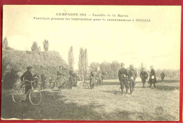 468 - REBAIS - CAMPAGNE 1914 - FOURRIERS PRENANT LES INSTRUCTIONS POUR LE CANTONNEMENT - Rebais