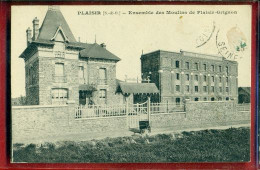 3942 - PLAISIR - ENSEMBLE DES MOULINS - Plaisir