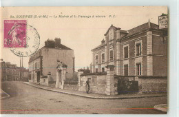 30986 - SOUPPES SUR LOING - LA MAIRIE ET LE  PASSAGE A NIVEAU - Souppes Sur Loing