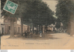 W1-33) GRADIGNAN - PLACE DE LA MAIRIE - ( ANIMATION - HABITANTS - CARTE TOILEE COULEURS ) - Gradignan