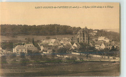 27001 - SAINT SULPICE DE FAVIERES - L EGLISE ET LE VILLAGE - Saint Sulpice De Favieres