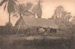 CONGO BELGE - Première Maison Des Pères à Kisantu - Animé - Carte Postale Ancienne - Congo Belga