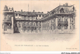 AIRP7-CHATEAU-0709 - Palais De Versailles - La Cour De Marbre - Châteaux