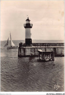 AIUP8-0781 - PHARE - Royan - Le Port - Retour De La Peche - Lighthouses