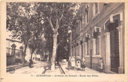 11-GINESTAS- AVENUE DU SOMAIL ECOLE DES FILLES - Autres & Non Classés