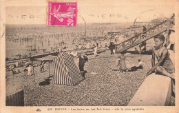 FRANCE - Dieppe - Les Bains Au Bas Fort Blanc - Site De Plus Agréable - Plage - Animé - La Mer - Carte Postale Ancienne - Dieppe