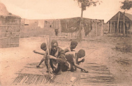 CONGO BELGE - Vannerie Indigène - Animé - Carte Postale Ancienne - Belgian Congo