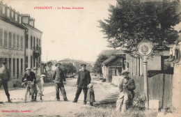 Avricourt * Rue Et Le Poteau Frontière * Douanes Douniers Aduana * Villageois - Autres & Non Classés