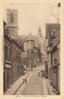 Nevers * Rue De La Cathédrale Et L'évêché * Commerce Magasin LAURENT - Nevers