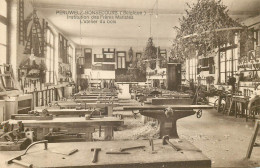 BELGIQUE   PERUWELZ  Institution Des Frères Maristes   ( Atelier Du Bois ) - Péruwelz