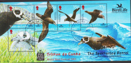 2001. TRISTAN Da CUNHA. BirdLife International Block.  (Michel Block 38) - JF544414 - Tristan Da Cunha