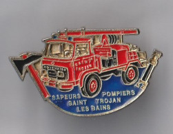 PIN'S THEME POMPIERS  DE SAINT TROJAN LES BAINS - Brandweerman