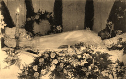 Nécrologie * Carte Photo Antilles * Petite Fille Décédée Morte Sur Son Lit * Mortem - Other & Unclassified