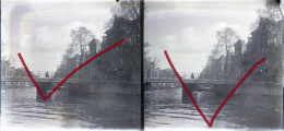 Glasplaat. Het Singel In Amsterdam Met De Corsgenbrug - Glass Slides