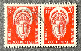 FRAWAS5Ux2h - Official Stamps - Mask - Pair Of 20 F Used Stamps - AOF - 1958 - Gebraucht