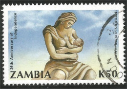 958 Zambia Statue Mère Enfant Mother Child (ZAM-64a) - Zambia (1965-...)