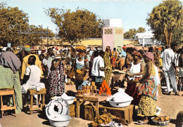 NIGER  Niamey Le Marché édition Hoa-Qui Mauclert (Scans R/V) N° 101 \MP7104 - Niger
