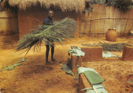 TOGO Lomé  Tabligbo Construction D'une Case éditions Roy  (Scans R/V) N° 35 \MP7103 - Togo