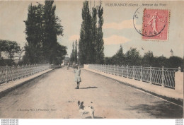 U12-32) FLEURANCE (GERS) AVENUE DU PONT  - ( ANIMATION - FILLETTE AVEC CHIEN - COULEURS  ) - Lectoure