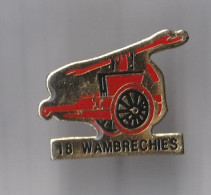 PIN'S THEME POMPIERS SAPEURS  DE WAMBRECHIES DANS LE NORD - Pompiers