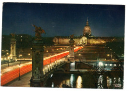 Paris , Hôtel Des Invalides Et L'esplanade Illuminés - Parijs Bij Nacht