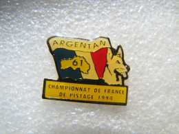 PIN'S       ARGENTAN   CHAMPIONNAT DE FRANCE DE PISTAGE  1994 - Tiere