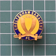 Badge Pin ZN013177 - Football Soccer Calcio England Cheltenham Saracens - Fussball